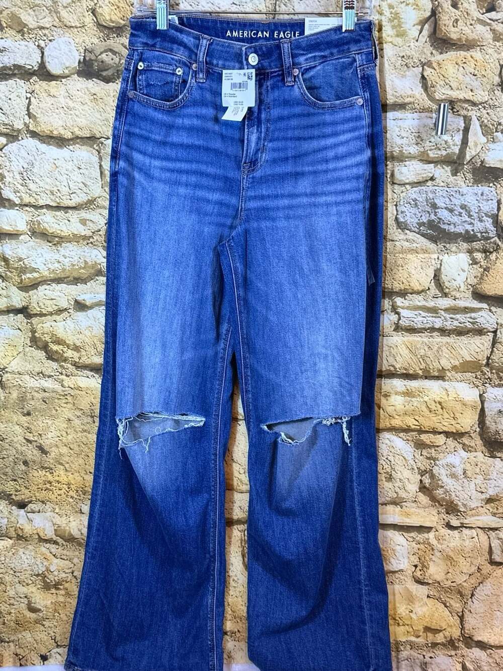American Eagle Dreamy Drape Super High-Rise Baggy Wide Leg Distressed Jeans - Picture 2 of 8